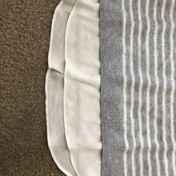 Lucky brand sweater - Picture 2 of 4